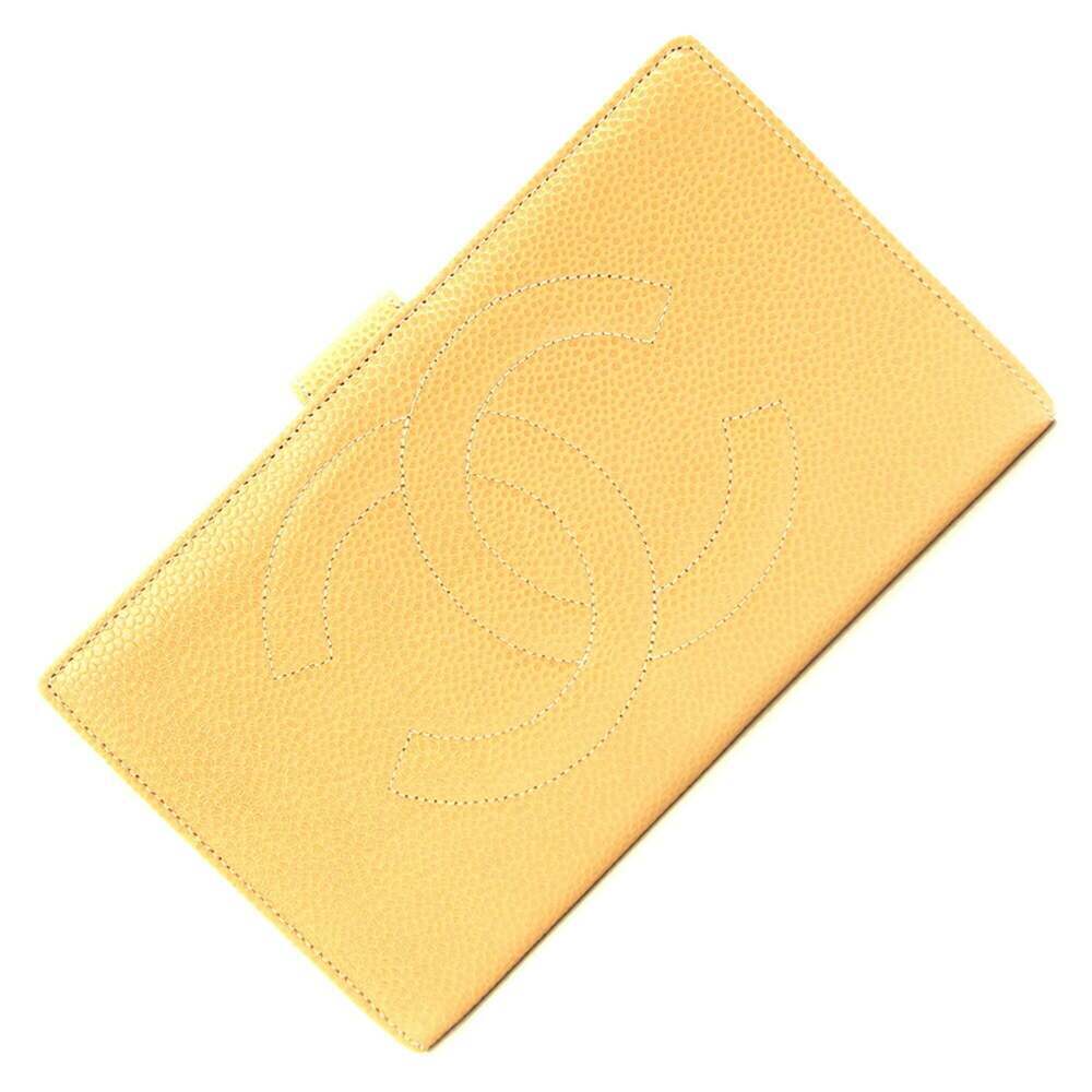 CHANEL Vintage Cream Caviar Leather Logo Wallet
